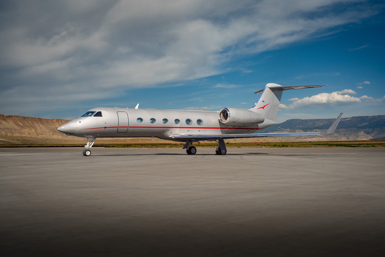 CHALLENGER 605