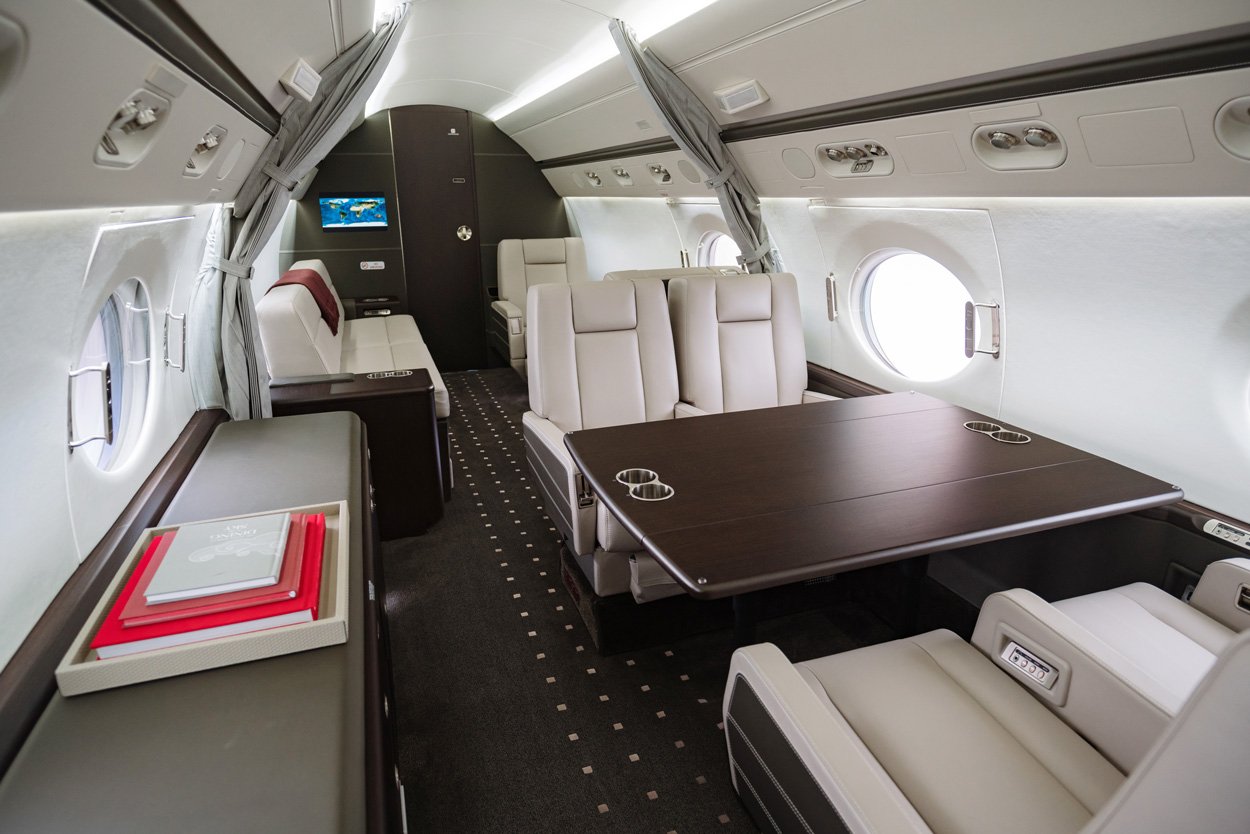 CHALLENGER 605